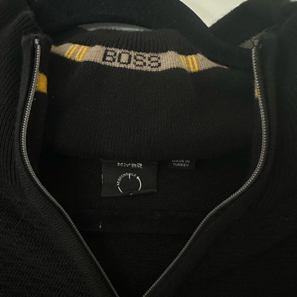 Men’s sweater - Picture 3 of 3